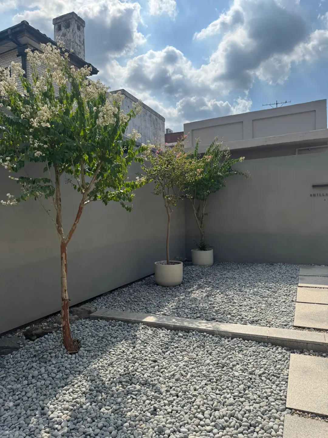 店舗外観 | 매장 외관